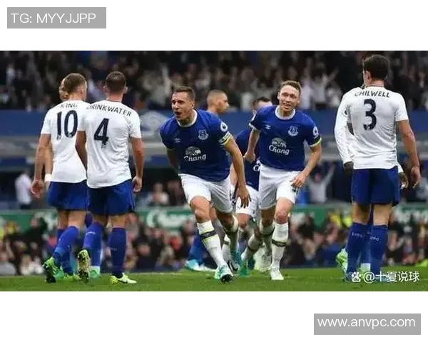 热刺与国米友谊赛激战四三热刺逆转胜利引爆全场激情