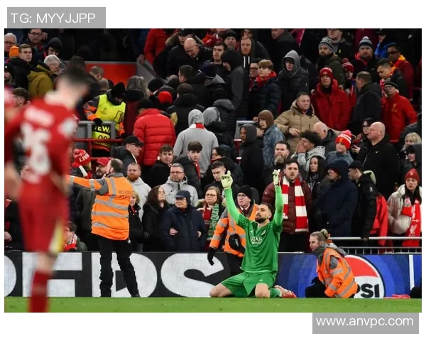 国米大胜里昂5-1点球大战引发争议瞬间全场沸腾