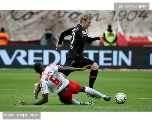 德甲惊天冷门莱比锡大胜里昂引发全场震撼回响