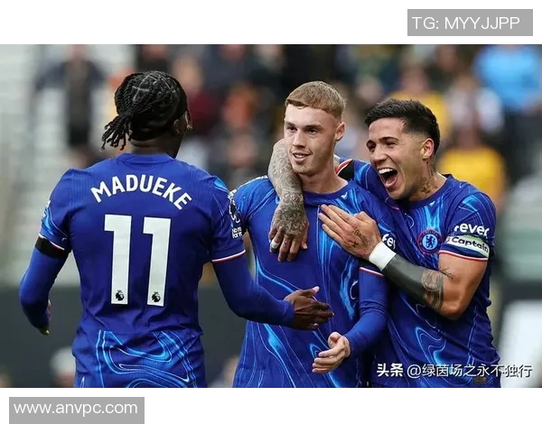 切尔西与拜仁激战成平局关键时刻引发全场沸腾集锦回顾 切尔西与拜仁激战成平局关键时刻引发全场沸腾集锦回顾