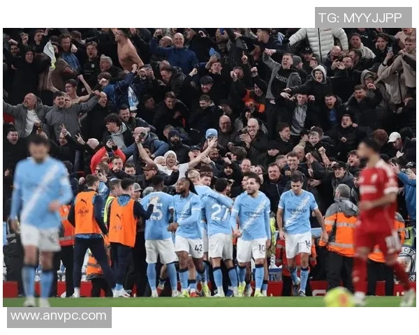 英超激战巴黎圣日耳曼大胜曼城点球大战瞬间点燃全场激情