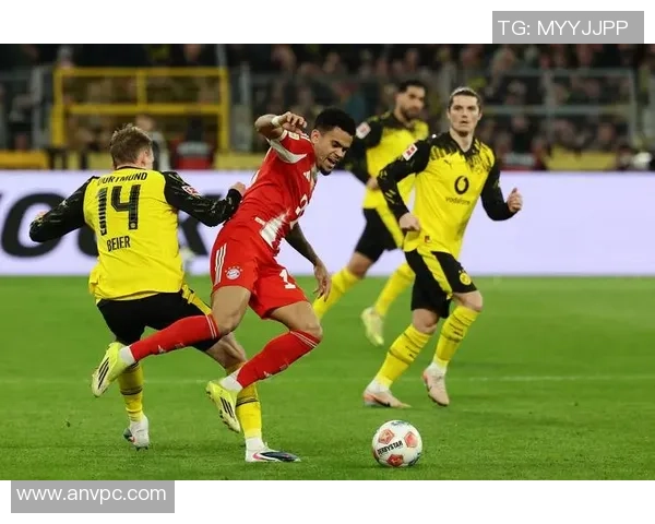 德甲经典对决拜仁绝杀多特蒙德全场沸腾瞬间回顾