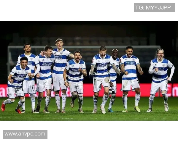 热刺与阿森纳友谊赛精彩对决4-3绝杀瞬间引发全场欢呼 热刺与阿森纳友谊赛精彩对决4-3绝杀瞬间引发全场欢呼